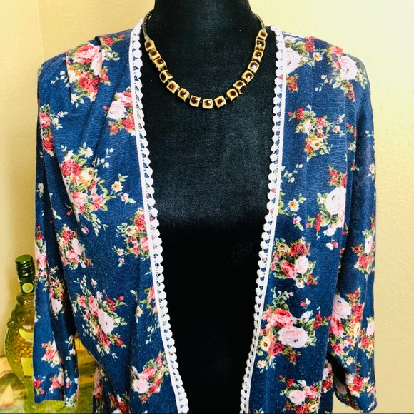 Mauve Floral Open Front Cardigan - Picture 4 of 6